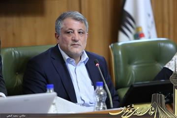 محسن هاشمی در گفت‌وگو با خبرنگار شهری خبرگزاری فارس: پیاده‌روهای تهران اجاره‌ داده می‌شود؟